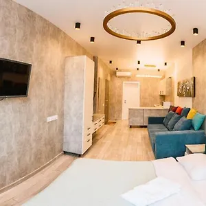  Апартаменты Royal Tower Luxurious Smart Украина